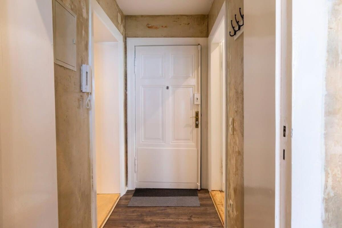 Shabby Chic Plus Self Checkin And Free Street Parking Berlim Exterior foto